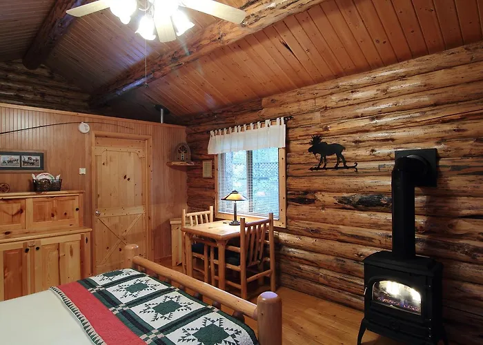 Silverwolf Log Chalets