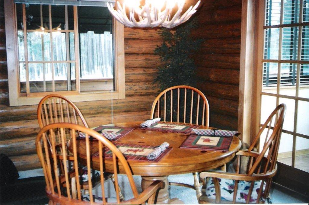 Silverwolf Log Resort