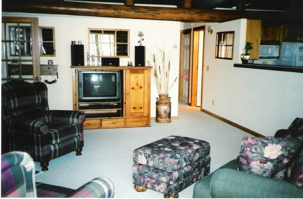 Silverwolf Log Resort Coram